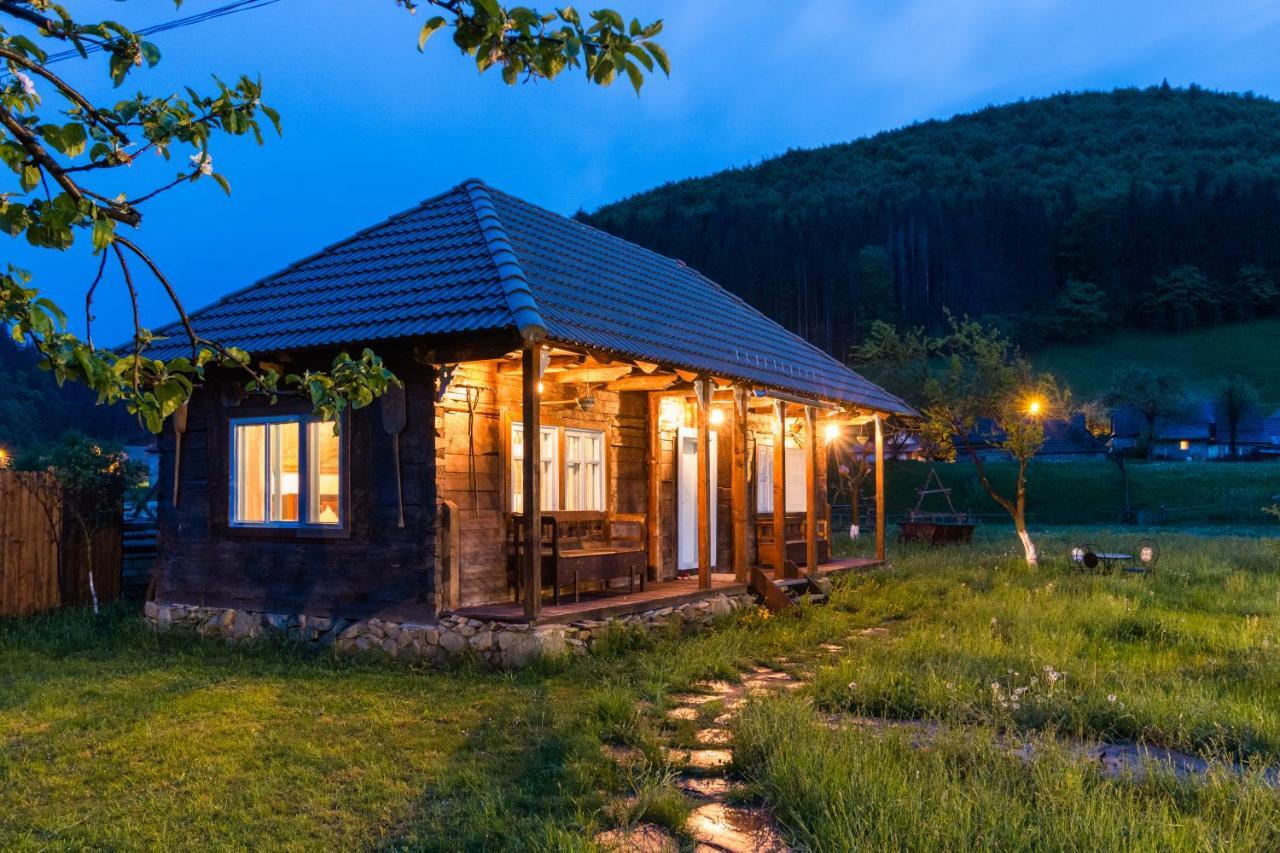Gospodaria Lui Nea Ion Vama Buzăului Esterno foto